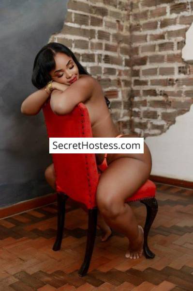 28 Year Old Latin Escort Belgrade Black Hair Brown eyes - Image 5