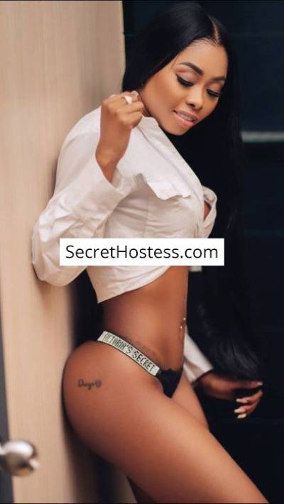 22 Year Old Latin Escort Monte Carlo Black Hair Brown eyes - Image 4