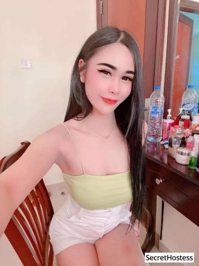 24 Year Old Vietnamese Escort Abu Dhabi Black eyes - Image 2