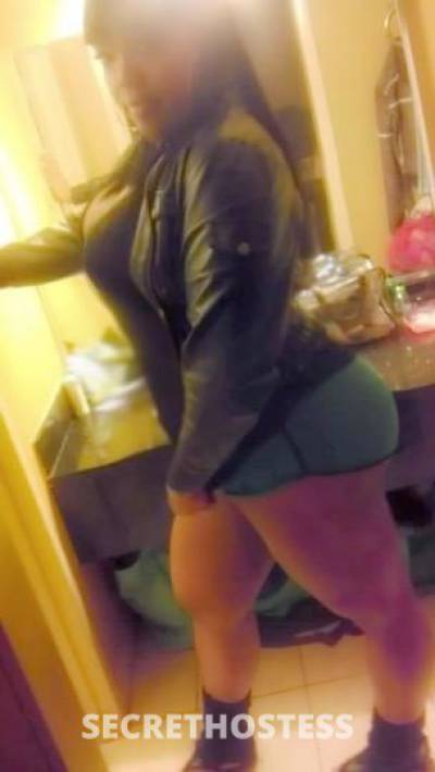 35 year old Chinese Escort in Richmond VA Throat Goddess Fine China