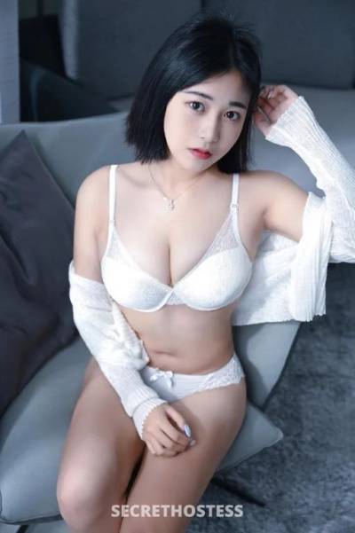 in and outcall Asian Emily 20Yo Student girl real photos in Melbourne