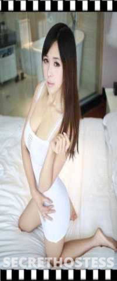 22 Year Old Asian Escort Tampa FL Black Hair - Image 5