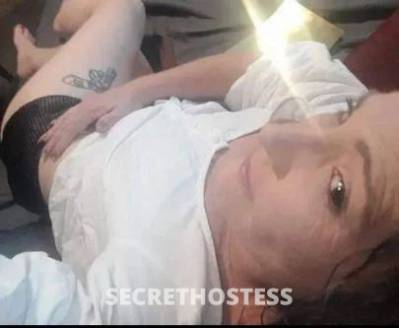 43 year old Escort in Mooloolaba Sunshine Coast Blonde Sexy Tight Wet Pussy