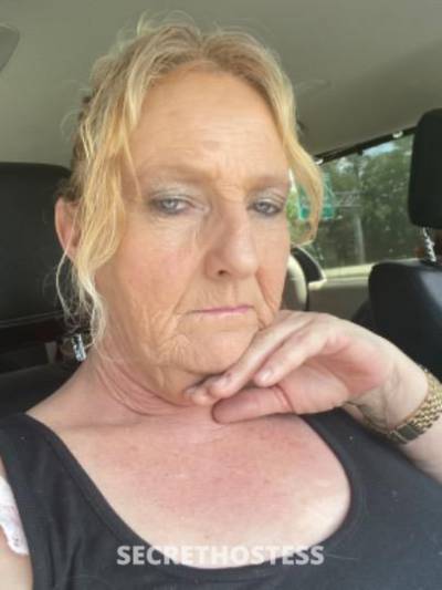 51 Year Old Escort Fort Lauderdale FL Blue eyes - Image 2