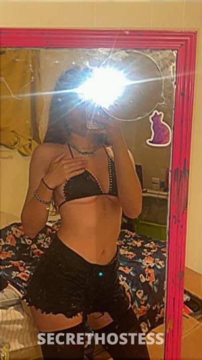 19 year old Escort in Huntsville TX Cum live out your Fantasies