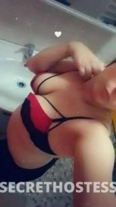 21 year old Escort in Mackay Sexy snaps and raunchy reels