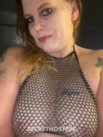 40 year old Escort in Everett WA Today Specials Incall Outcall carplay I Do Sell Video