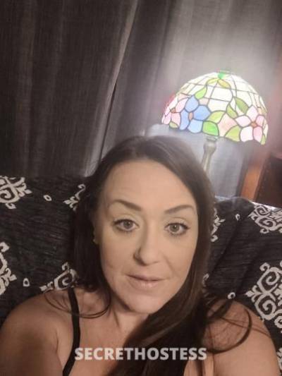 Sexy Burnette looking for man to please in Mt. Vernon WA