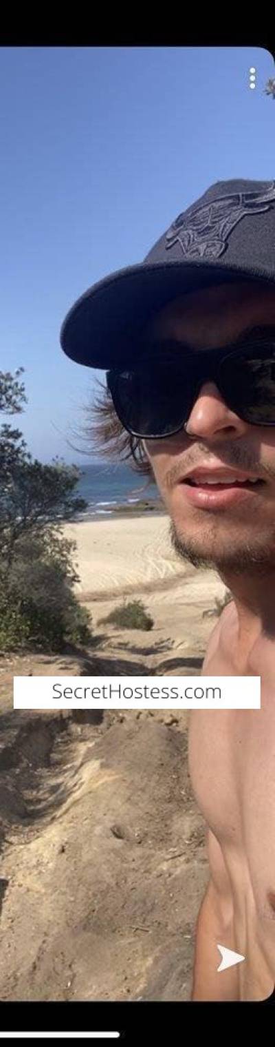 23 year old Escort in Kotara Newcastle Male Escort