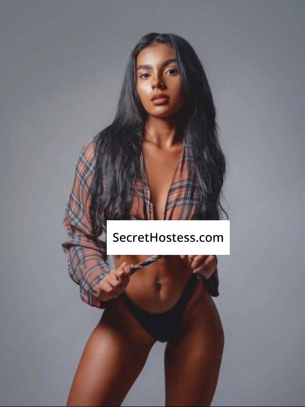 Lua 22Yrs Old Escort Size 6 165CM Tall London Image - 1