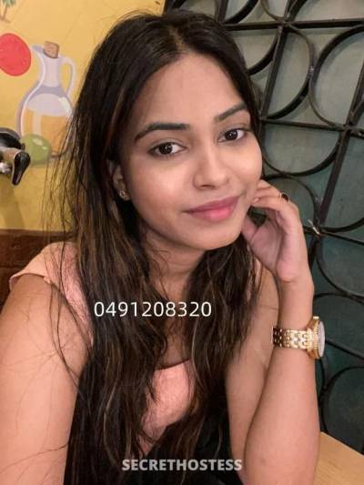 25 year old Sri Lankan Escort in Albury Sri Lanka Bubbly cheerful babe with sensitive nipples, in/