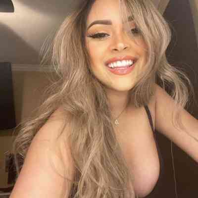 28 year old Escort in Maryborough snapcha:Kendragenbxnz  Instagram:Kendramorgan474 Google 