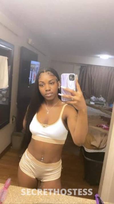 21Yrs Old Escort 165CM Tall Chicago IL Image - 2