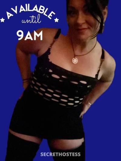 41 year old Australian Escort in Coodanup Perth FREE GFE! Aussie Squirting MILF Rox loves all the cocks!