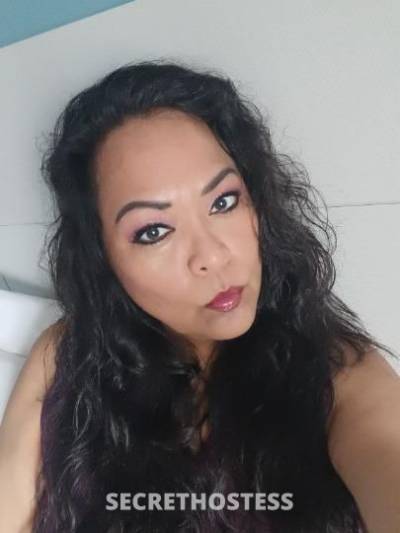 45 Year Old Swedish Escort Chicago IL - Image 2