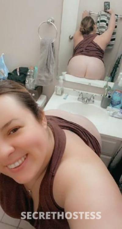 35 year old Escort in Charlotte NC Special Service independent girls just looking for sex