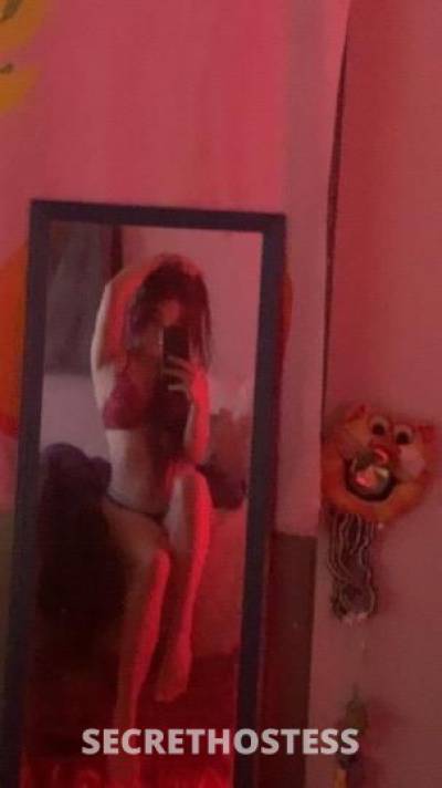 18Yrs Old Escort 144CM Tall Carbondale IL Image - 1