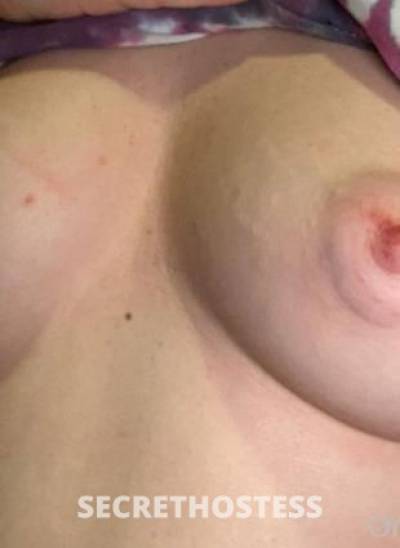 Horny Queen 4 foot 3 inch Good Smelling Pussy Available For  in Richmond VA