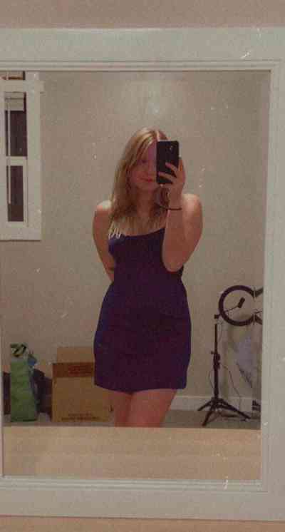 24Yrs Old Escort Size 22 89KG 100CM Tall Melbourne Image - 2