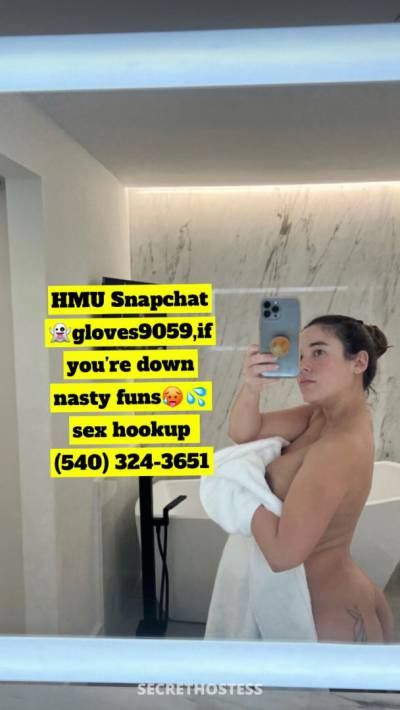 25 year old Escort in North York HMU Snapchat ?gloves9059,if you’re down nasty funs?? sex 