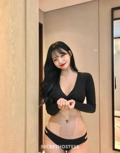 Beautiful girl, good stature, erotic massage contact me in Singapore