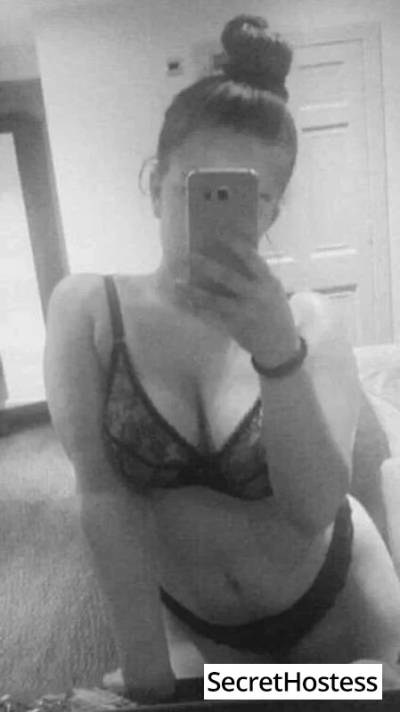 25 Year Old Escort Manhattan NY Brown Hair Hazel eyes - Image 3