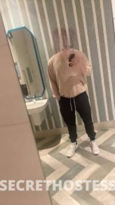 30 year old Escort in Carlton Melbourne Hung alpha for your weekend TOP PERFORMER