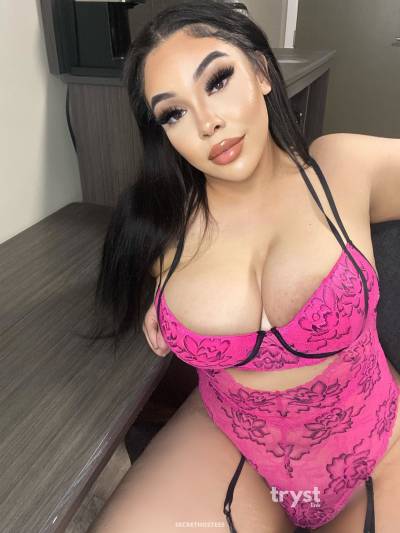 20 Year Old Asian Escort Calgary Brunette - Image 3