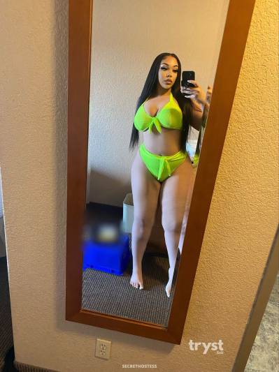 20 Year Old Asian Escort Calgary Brunette - Image 5