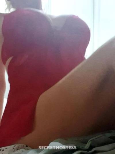 Aussie Babe, bubbly, fun, energetic Miss Lily in Townsville