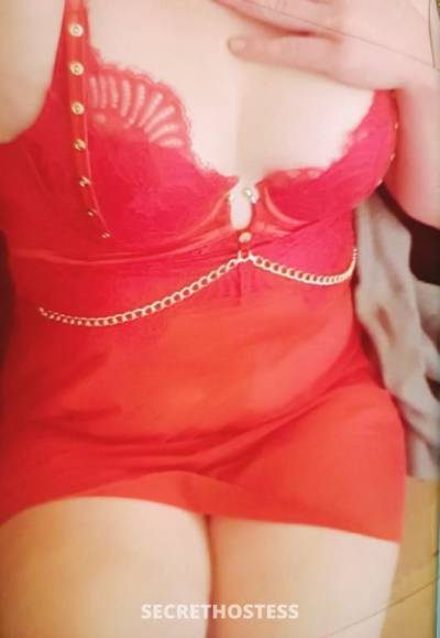 30 year old Australian Escort in Perth Anal lover! Green eyed, mature brunette babe Alex