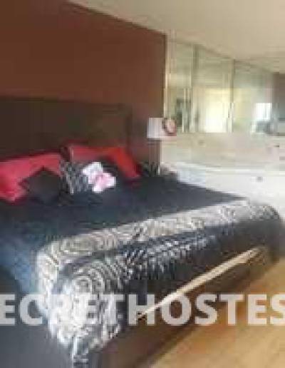 44 year old Escort in Albany GA Hey papi come get some juicy pussy