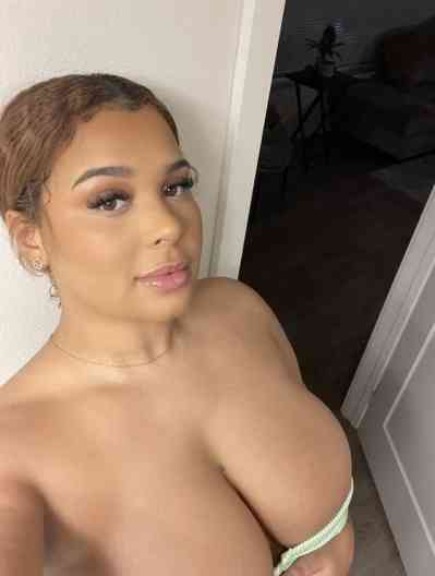 23 year old Escort in Traralgon Add me up on Snapchat: beutysandy23
