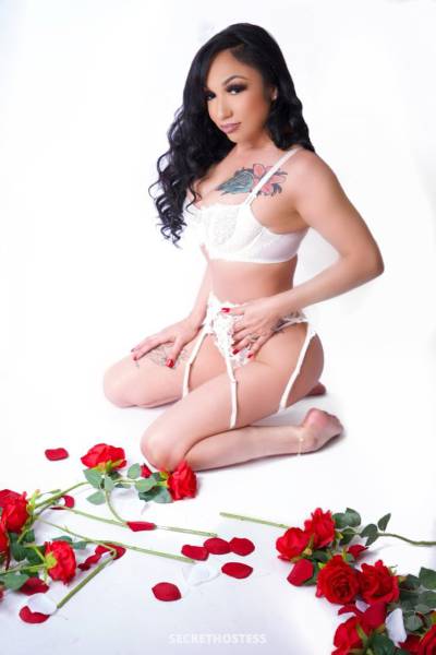 Asian Escort Sacramento CA Dark Hair - Image 5