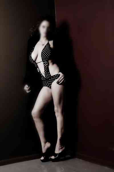 26 year old Escort in Birmingham Gorgeous Reagan