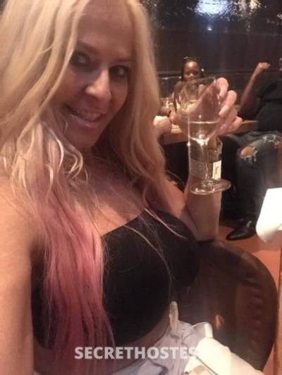 34Yrs Old Escort Visalia CA Image - 2