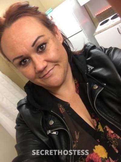 39 year old Escort in Louisville KY Bbw hosting or outcalls