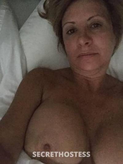 45 Year Old Escort Chicago IL - Image 4