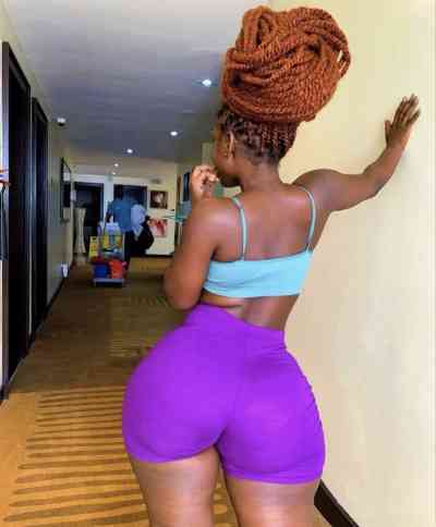 22Yrs Old Escort Size 16 30KG 10CM Tall Kumasi Image - 2