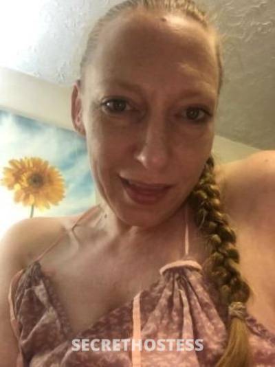 38Yrs Old Escort Milwaukee WI Image - 3