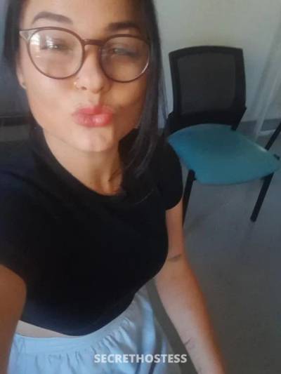 24 year old Escort in Alexandra Mackay Wanting to feel beneficial