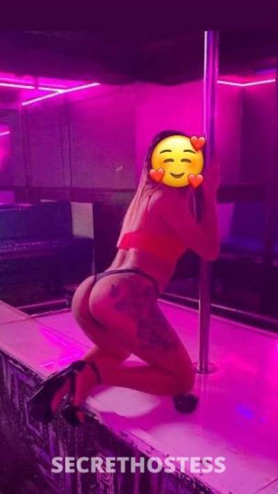 28 year old Cuban Escort in Louisville KY latina
