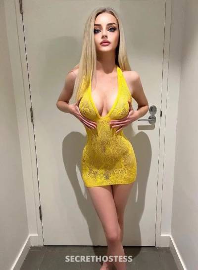 Tori- Tall Blonde Supermodel- Skinny size 4 Bod- Petite -  in Melbourne