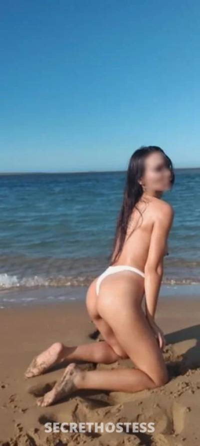 Get Down And Dirty With Hot Kiwi Babe Harley Winters in Mackay