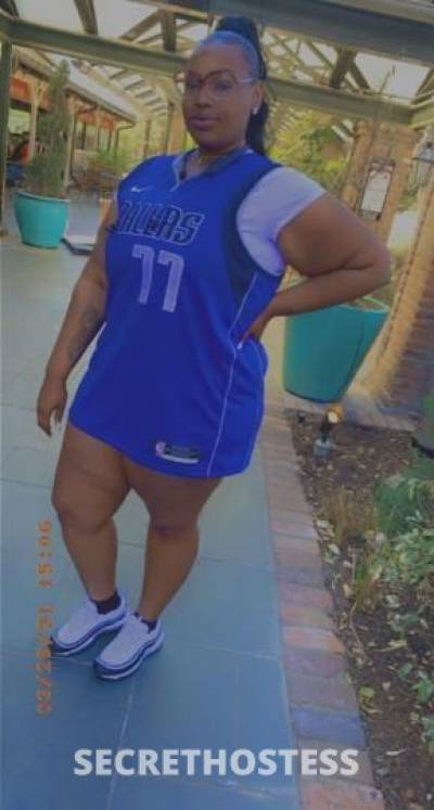 22 year old Escort in Dallas TX Throat God And a Squiter incall