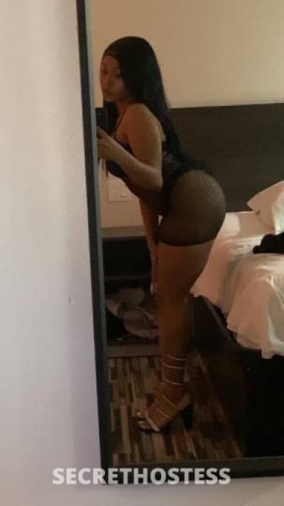18Yrs Old Escort Long Beach CA Image - 2