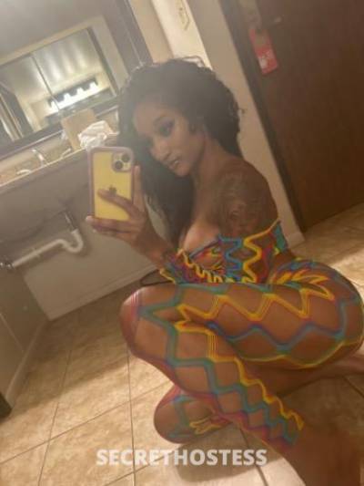 Luna 25Yrs Old Escort San Fernando Valley CA Image - 1