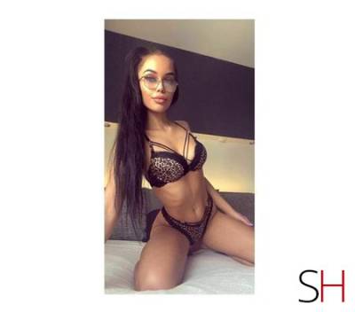 19Yrs Old Escort London Image - 1