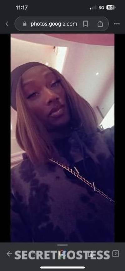 27 year old Escort in Memphis TN Freaky friday sexy clean tight pussy