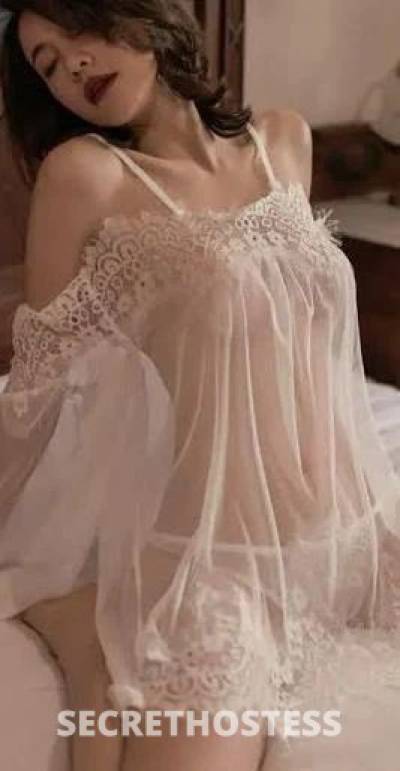 26 year old Japanese Escort in Atwell Perth New 2girls just arrived/French kiss/wet pussy/best service